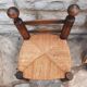 Petite chaise de cheminée
