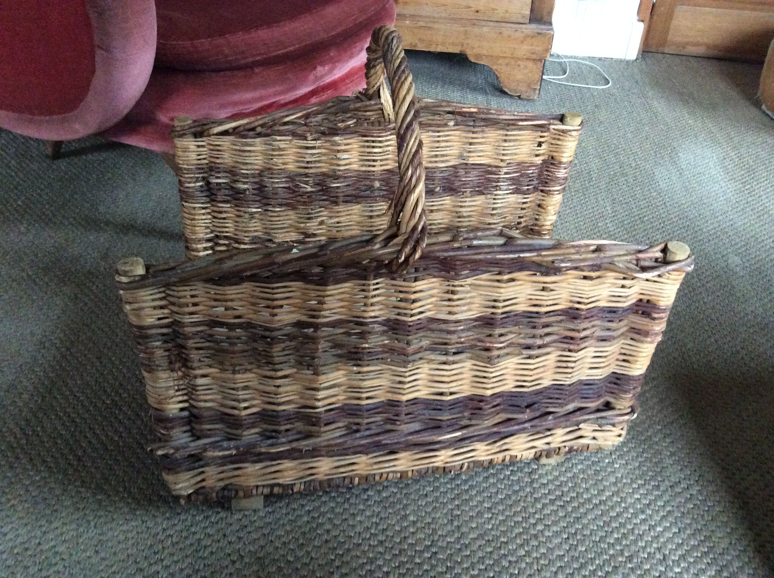 Wood basket