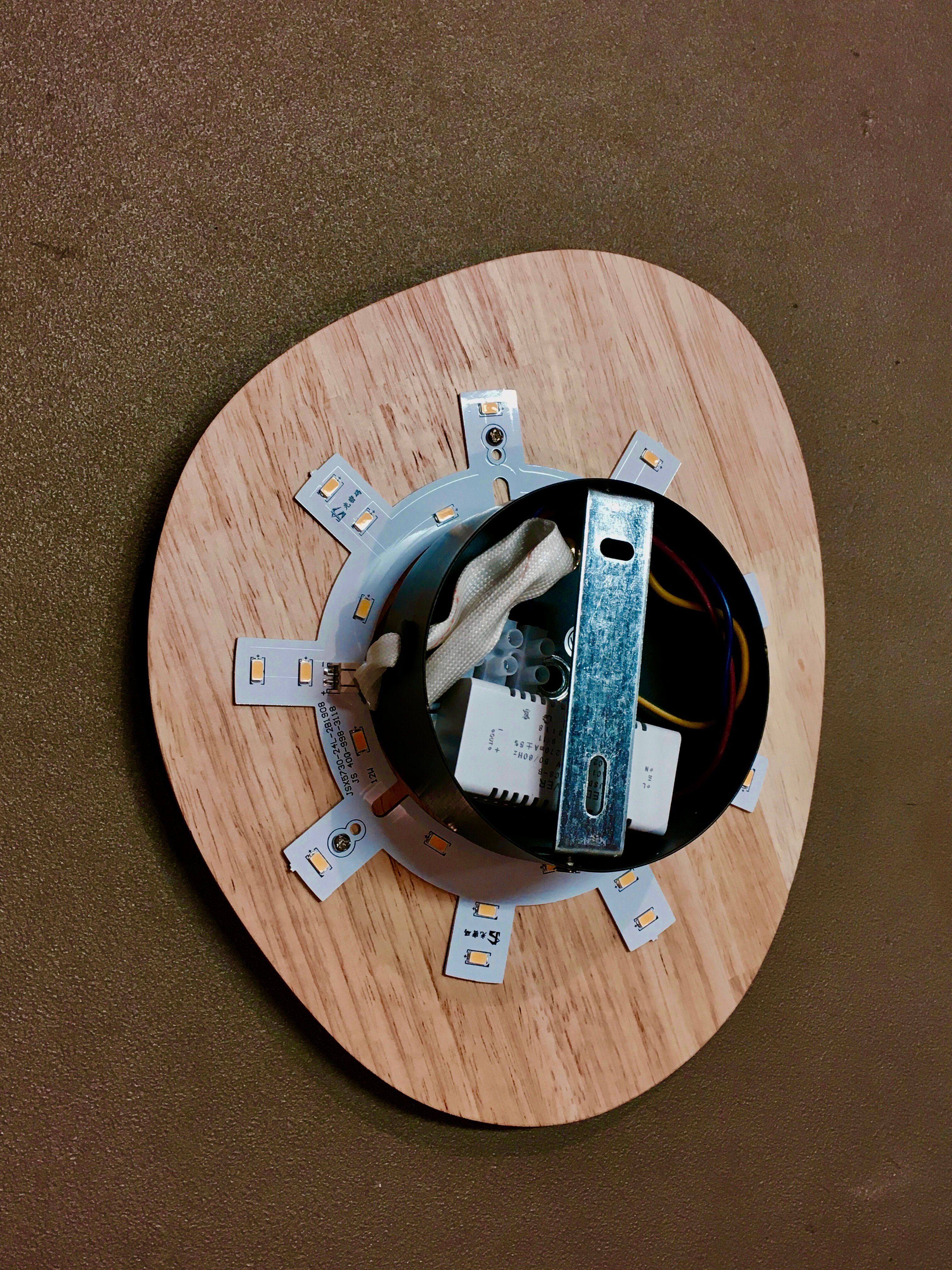 Solid wood scandinavian sconce