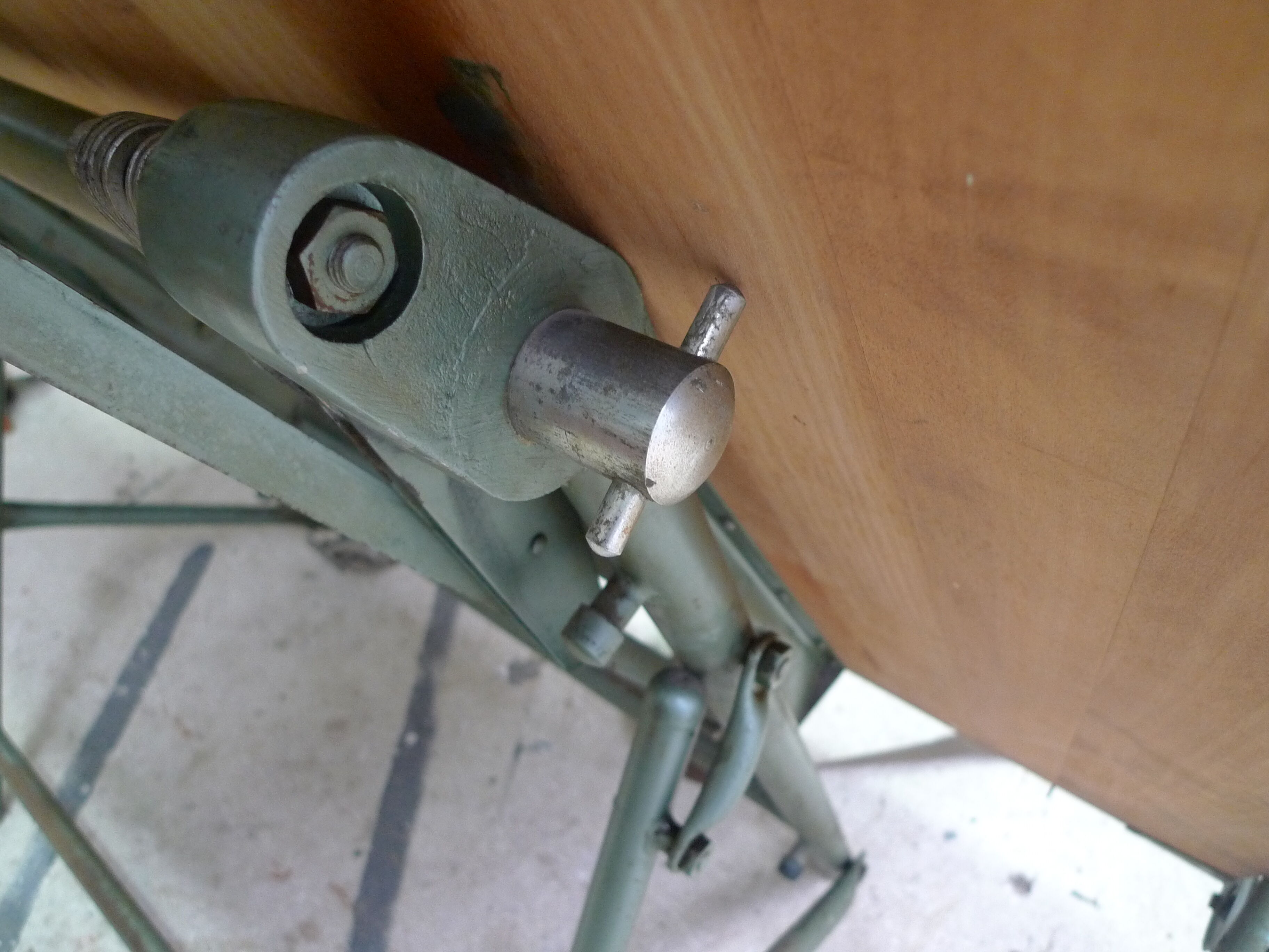 Illustration table architect Sauterau