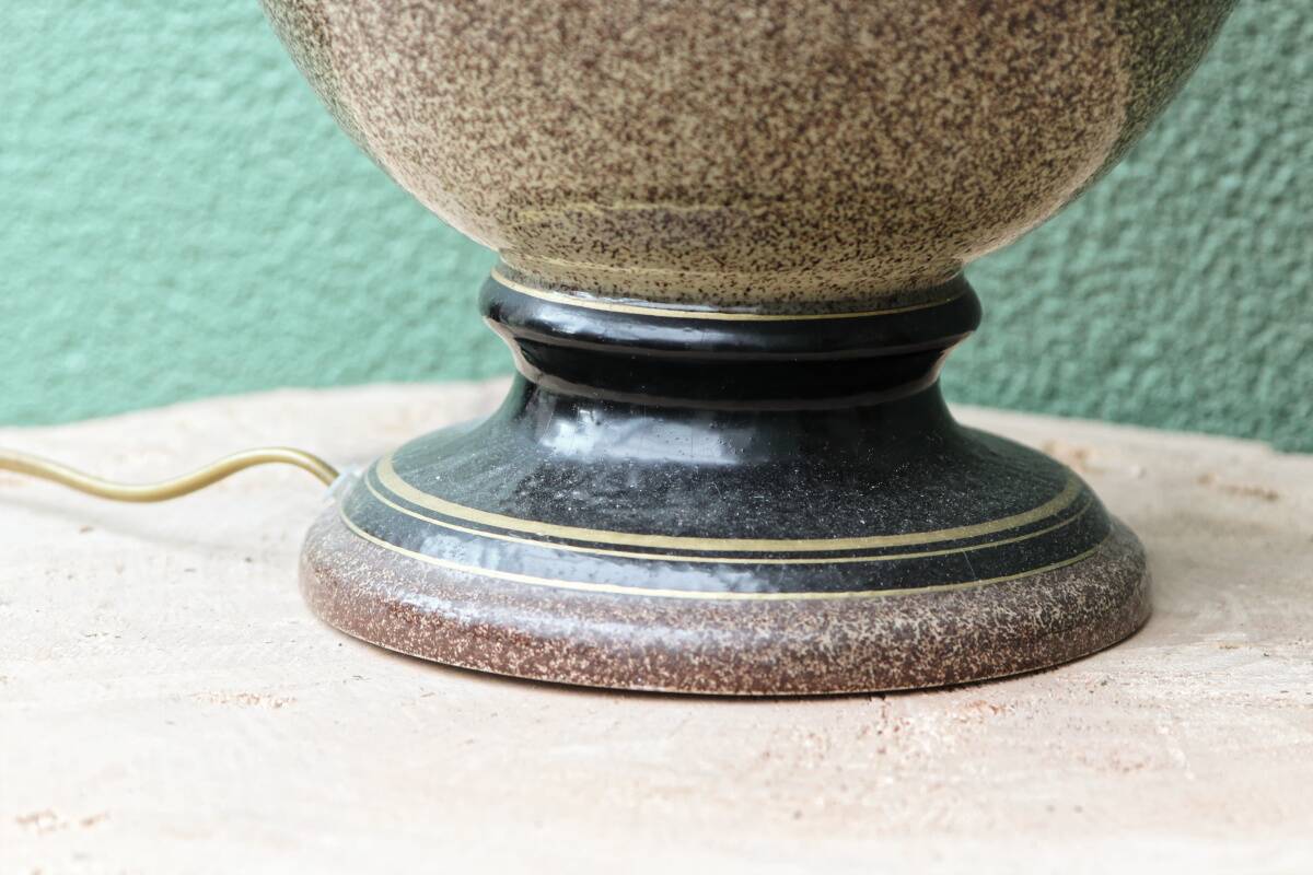 Vintage lamp, speckled ceramic base