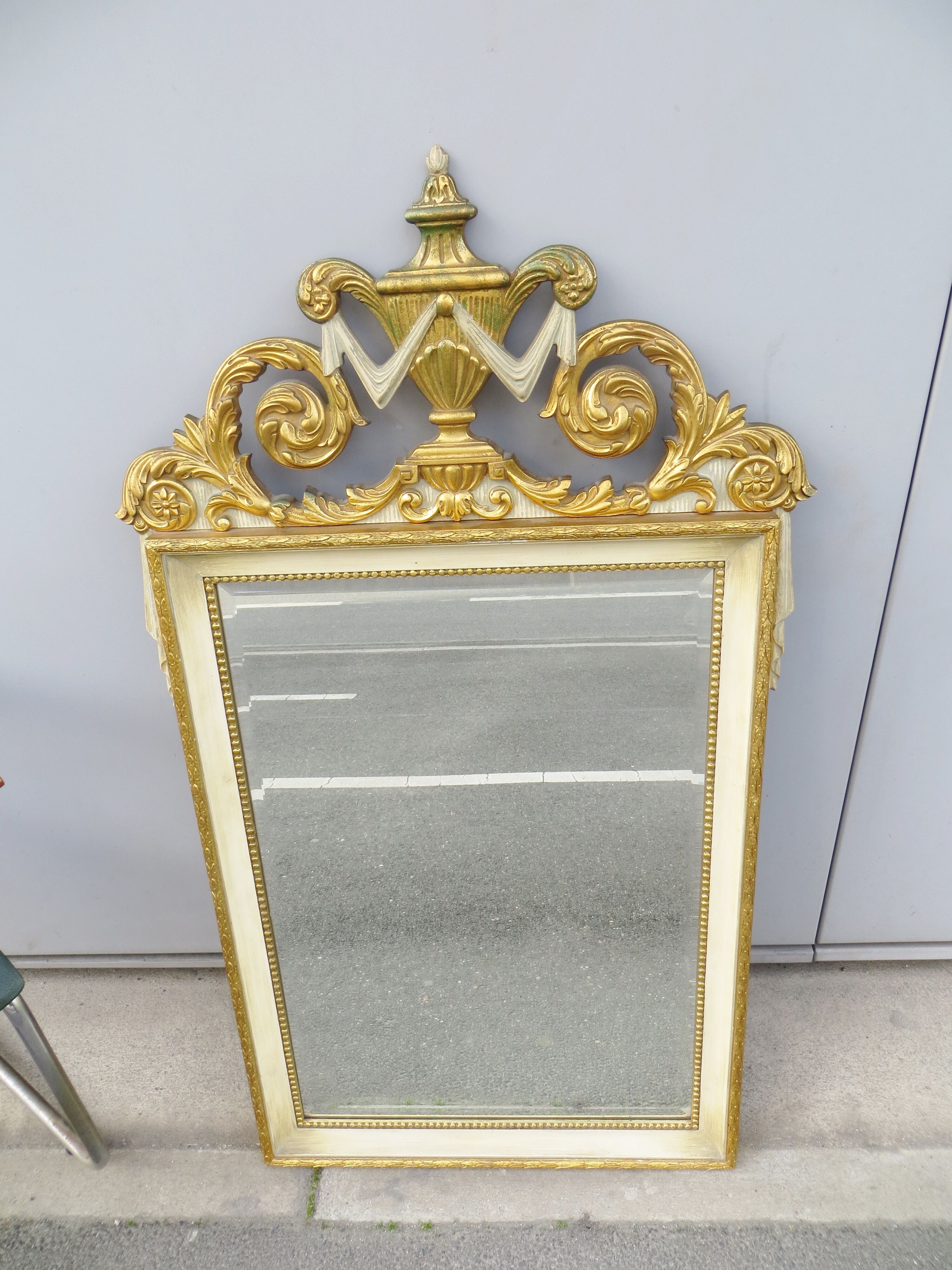 Neoclassical mirror 70x120cm