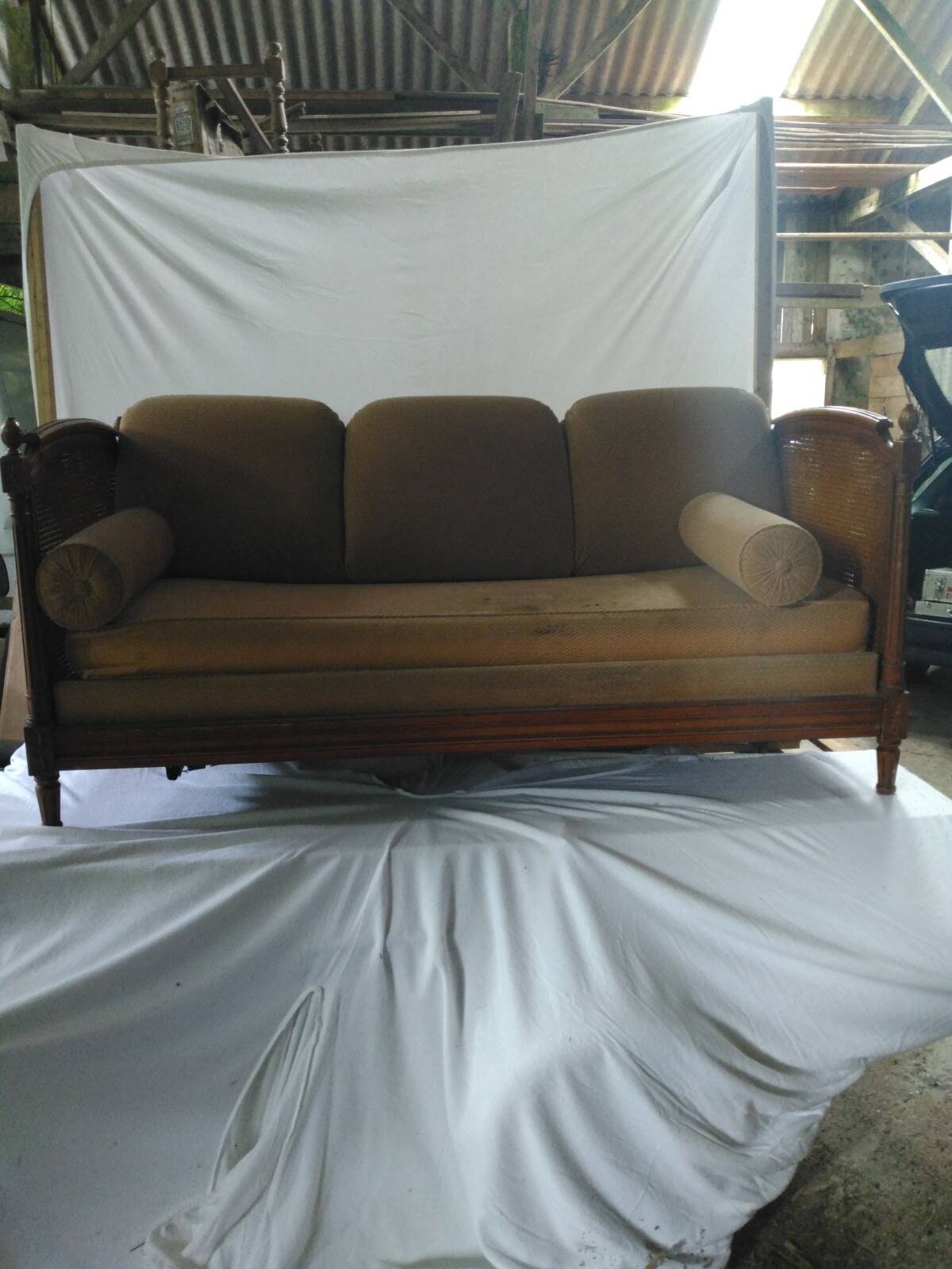 banquette cannée style Louis XVI