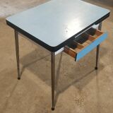 Table formica bleu