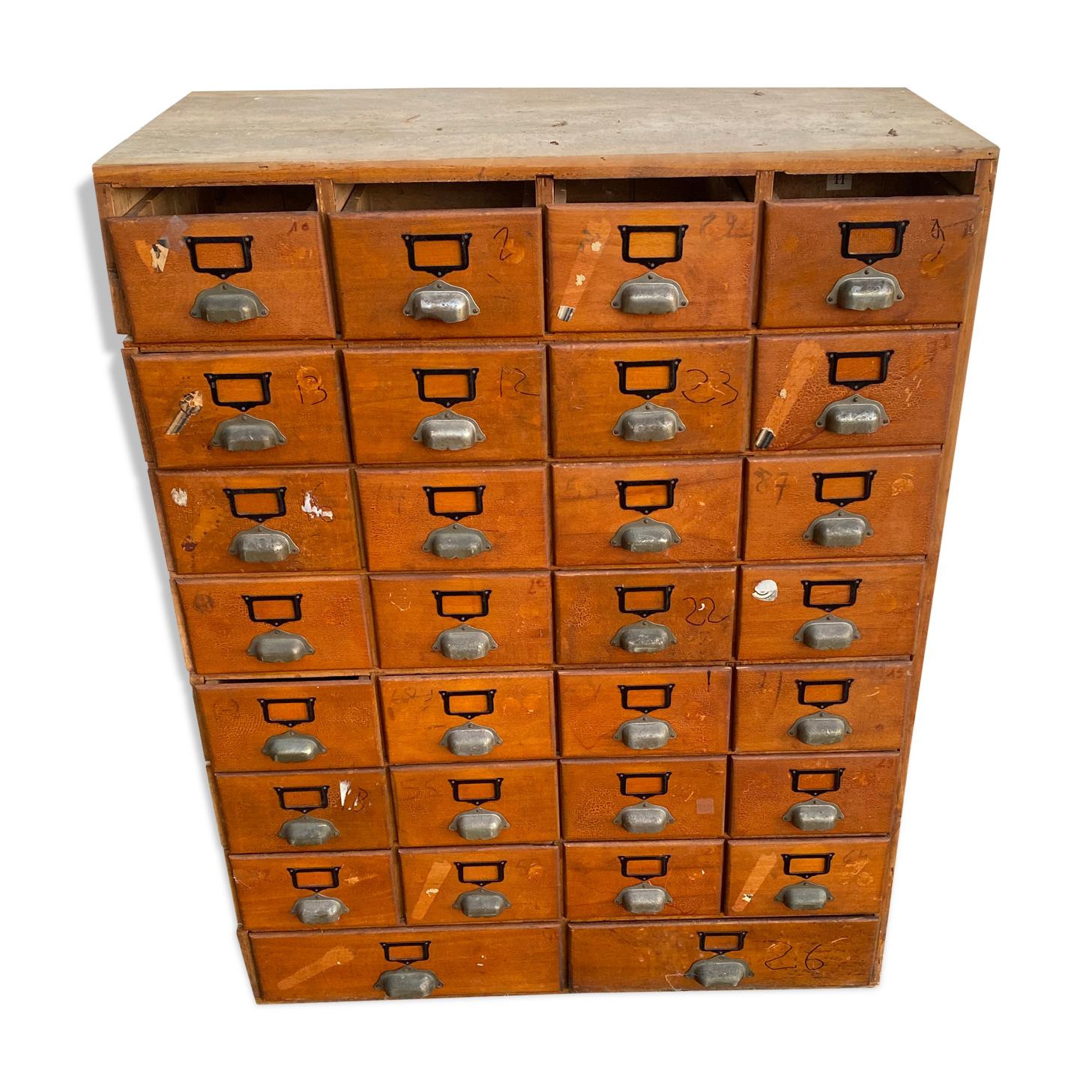 Meuble de mercerie