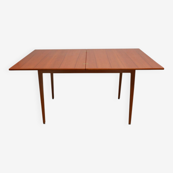 1960s extendible dining table in teakwood