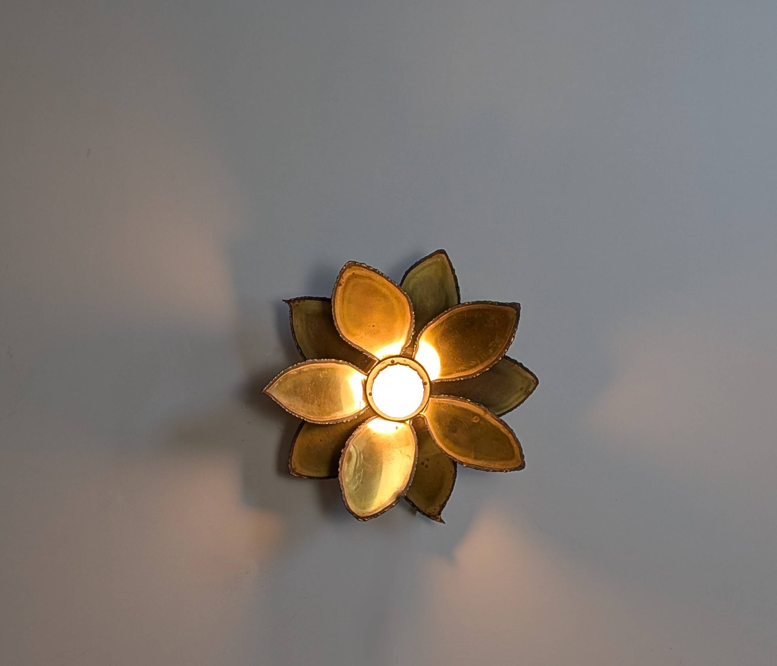 Paire appliques feuilles brutalistes