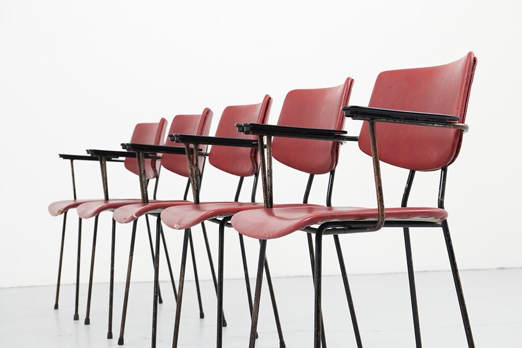 Kembo chair simili burgundy leather with armrests