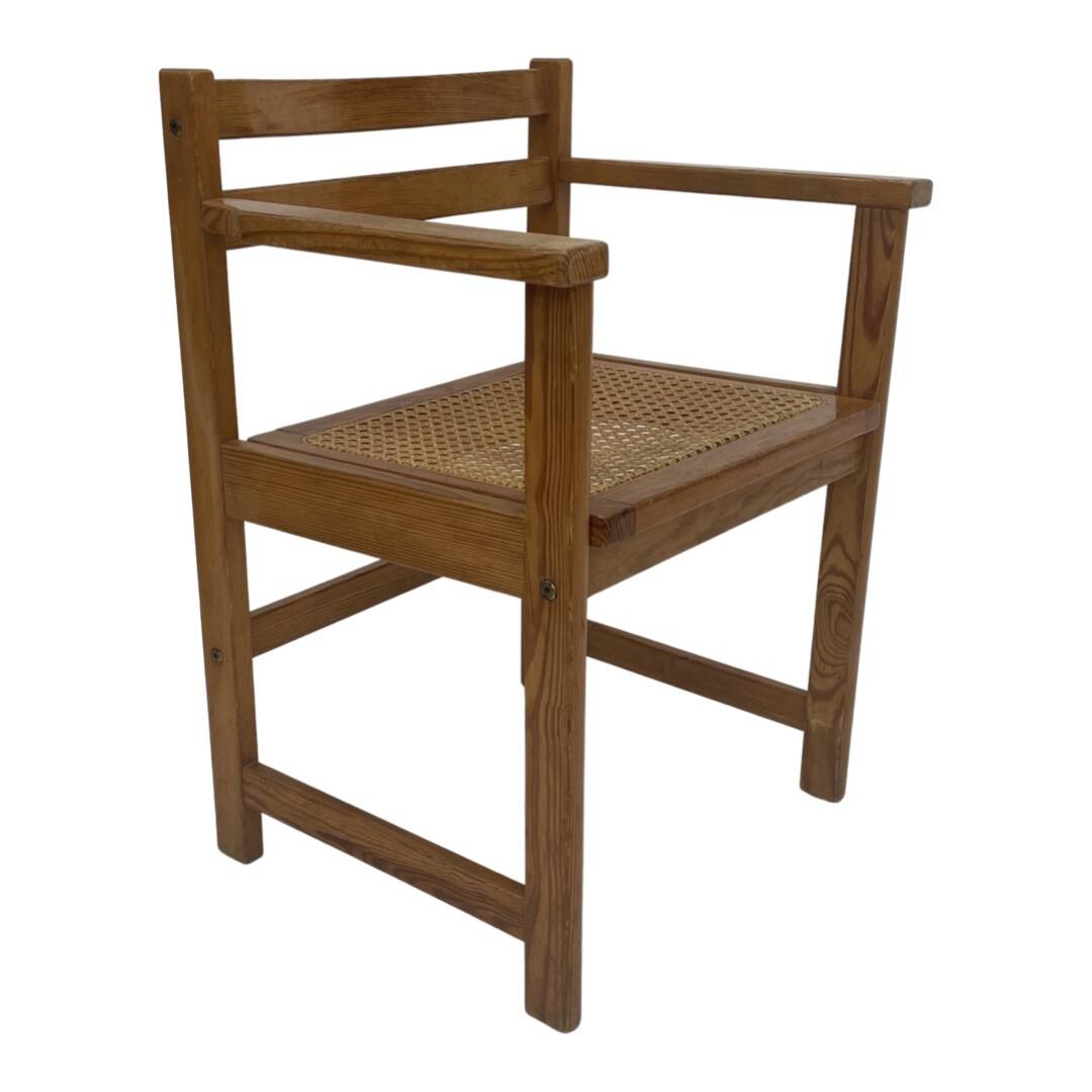 Vintage chair in webbing and pinewood from the 70s minimalist design