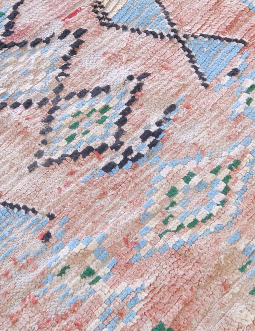 Vintage Berber Runner Rug - 322 x 84 cm