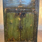 Antique Chinese sideboard with 4 doors + 2 drawers