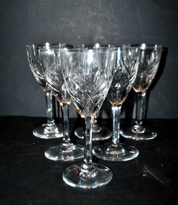 Lot de 6 verres à vin blanc chantilly cristal taillé de saint-louis  h14cm