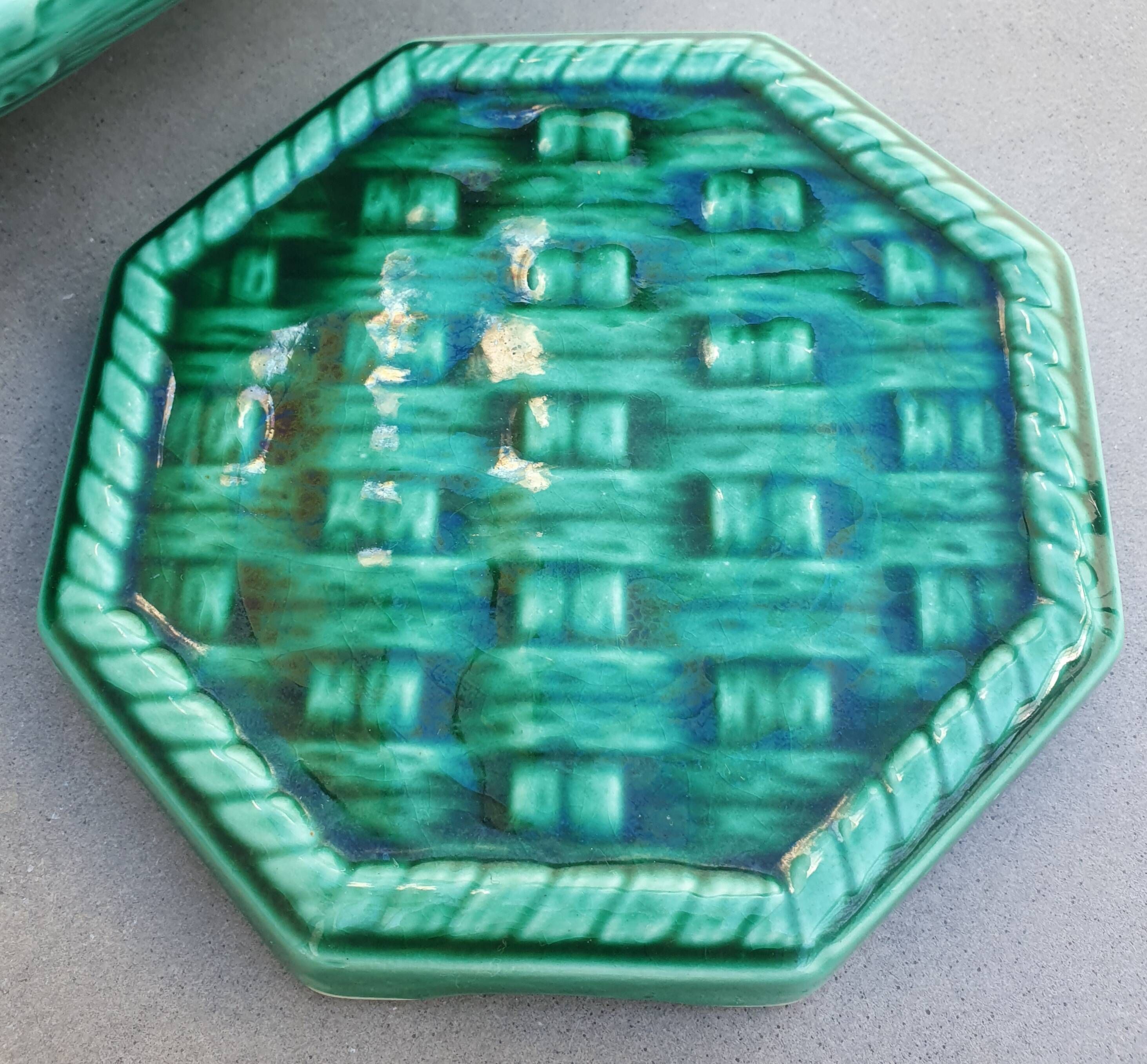 Ceramic dish