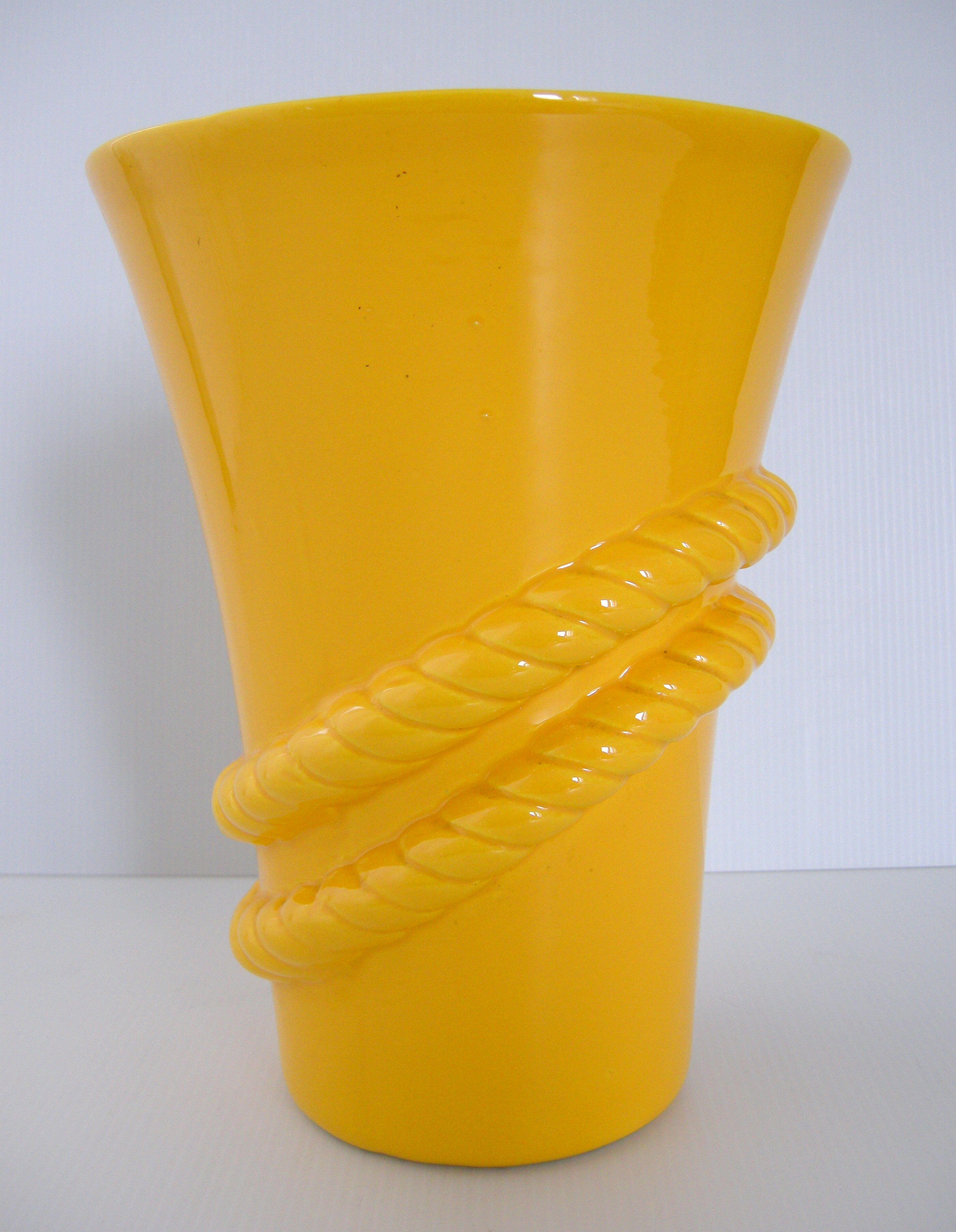 Vase Saint Clément vintage 1950