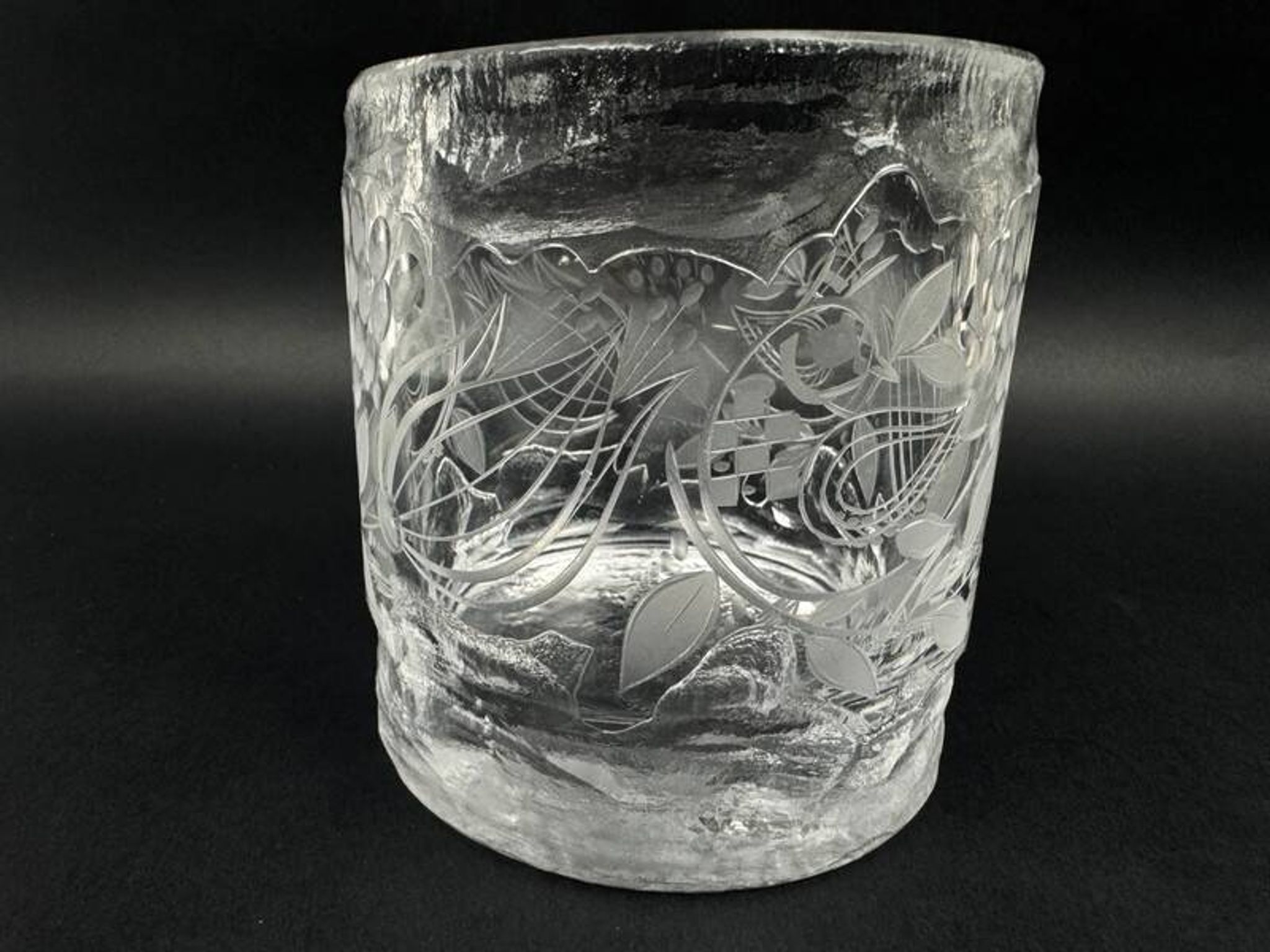 Crystal vase by Bjorn Wiinblad for Rosenthal, limited edition numbered 63/100