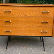 Scandinavian chest of drawers with 3 drawers in oak from the 50s
