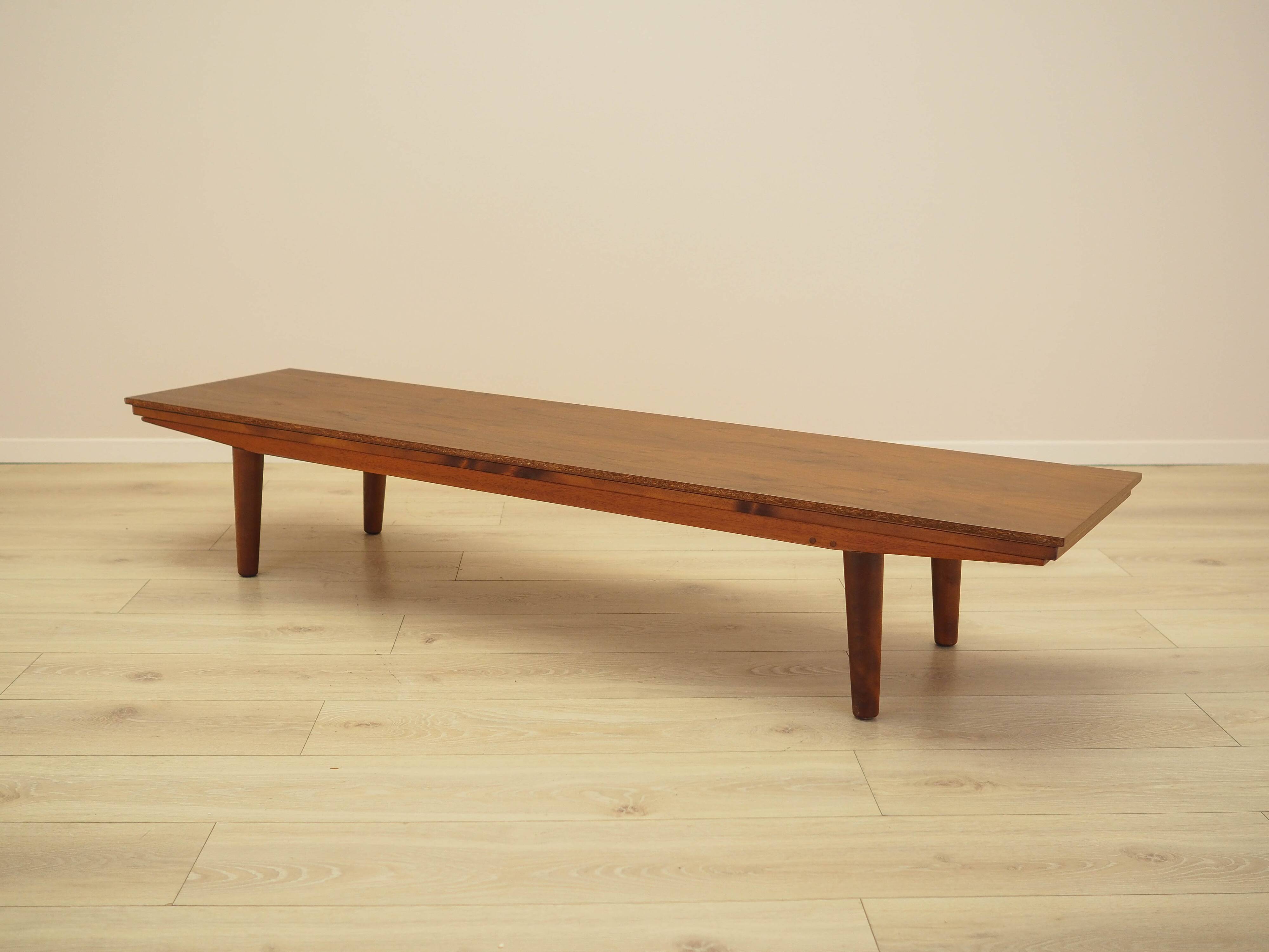 Meuble bas en teck, design danois, années 1970, fabriqué au Danemark