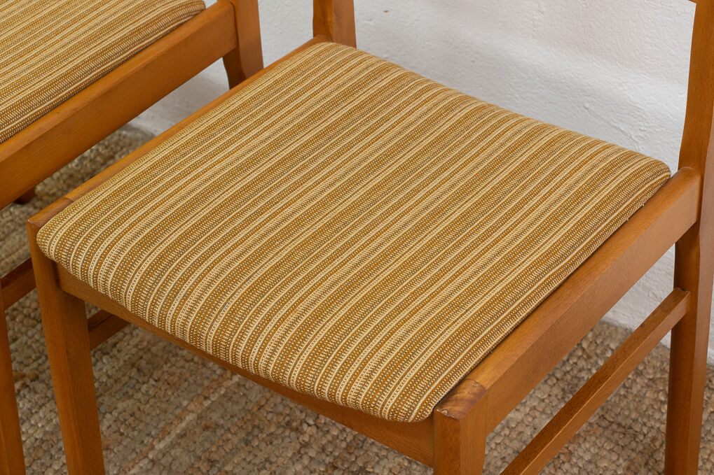 Scandinavian chairs 45 cm