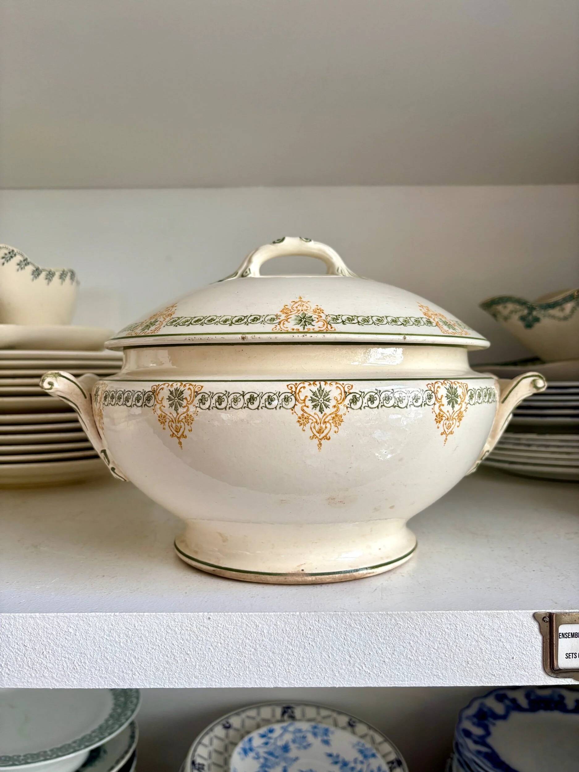 Longwy ironware soup tureen, "Longpré" service