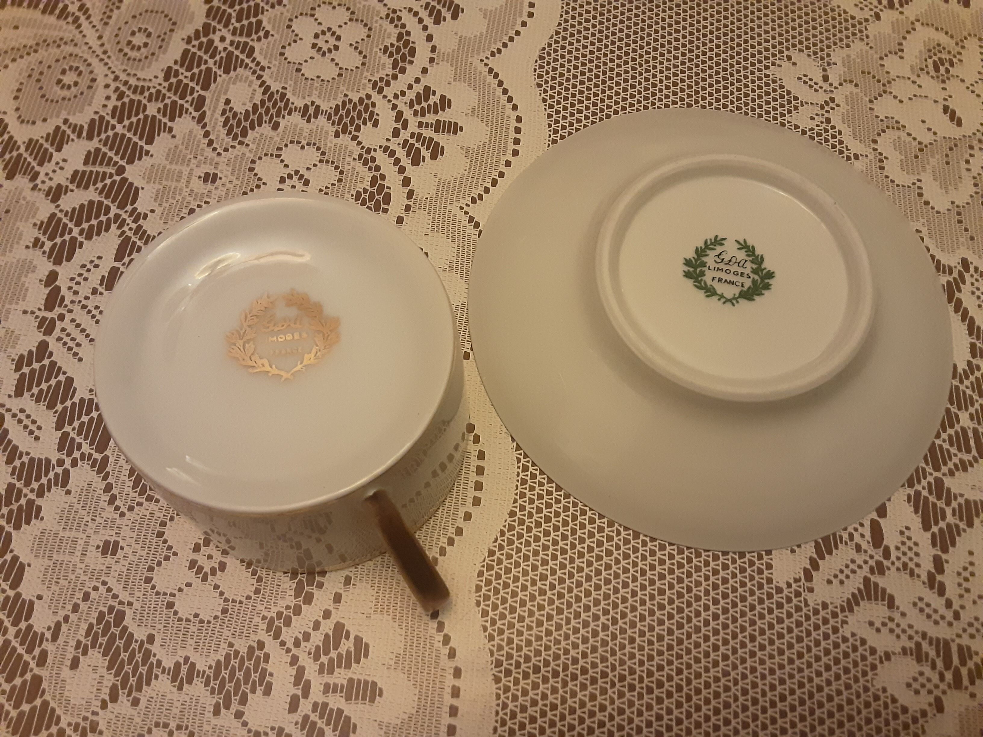 5 tasses et sous tasses  porcelaine limoges  gda