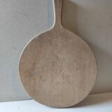 Old round pizza cutting board