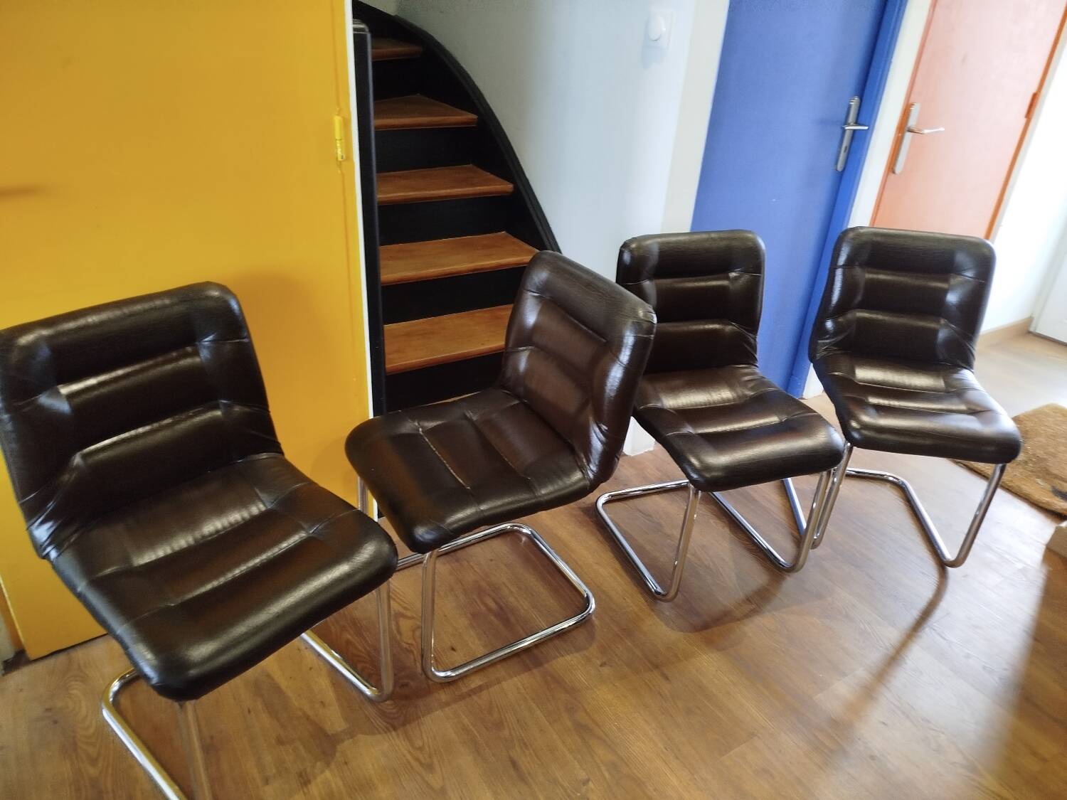4 vintage 70s design chairs, Bauhaus/Breuer style