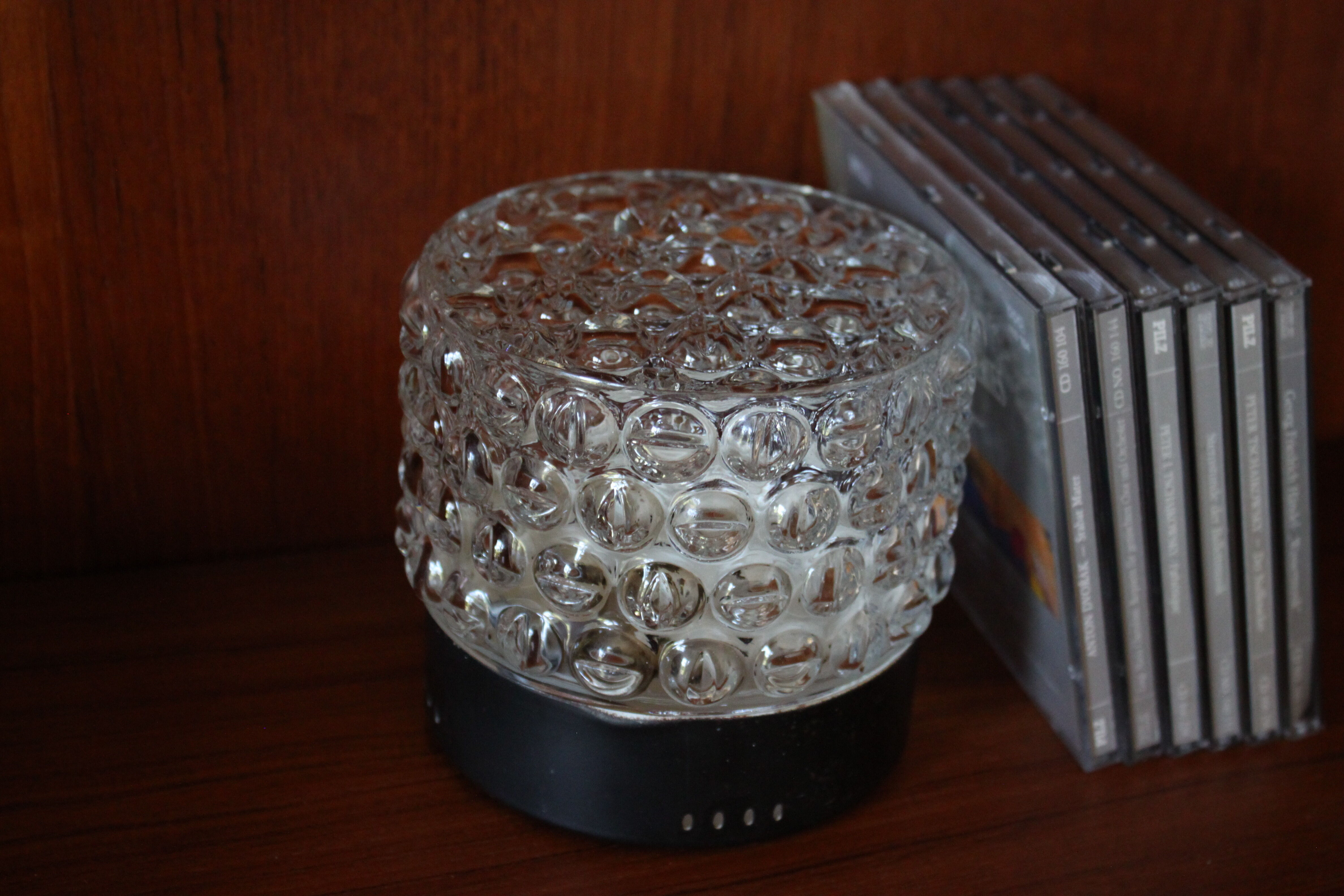 Pair of 1970 molded glass bedside lamps
