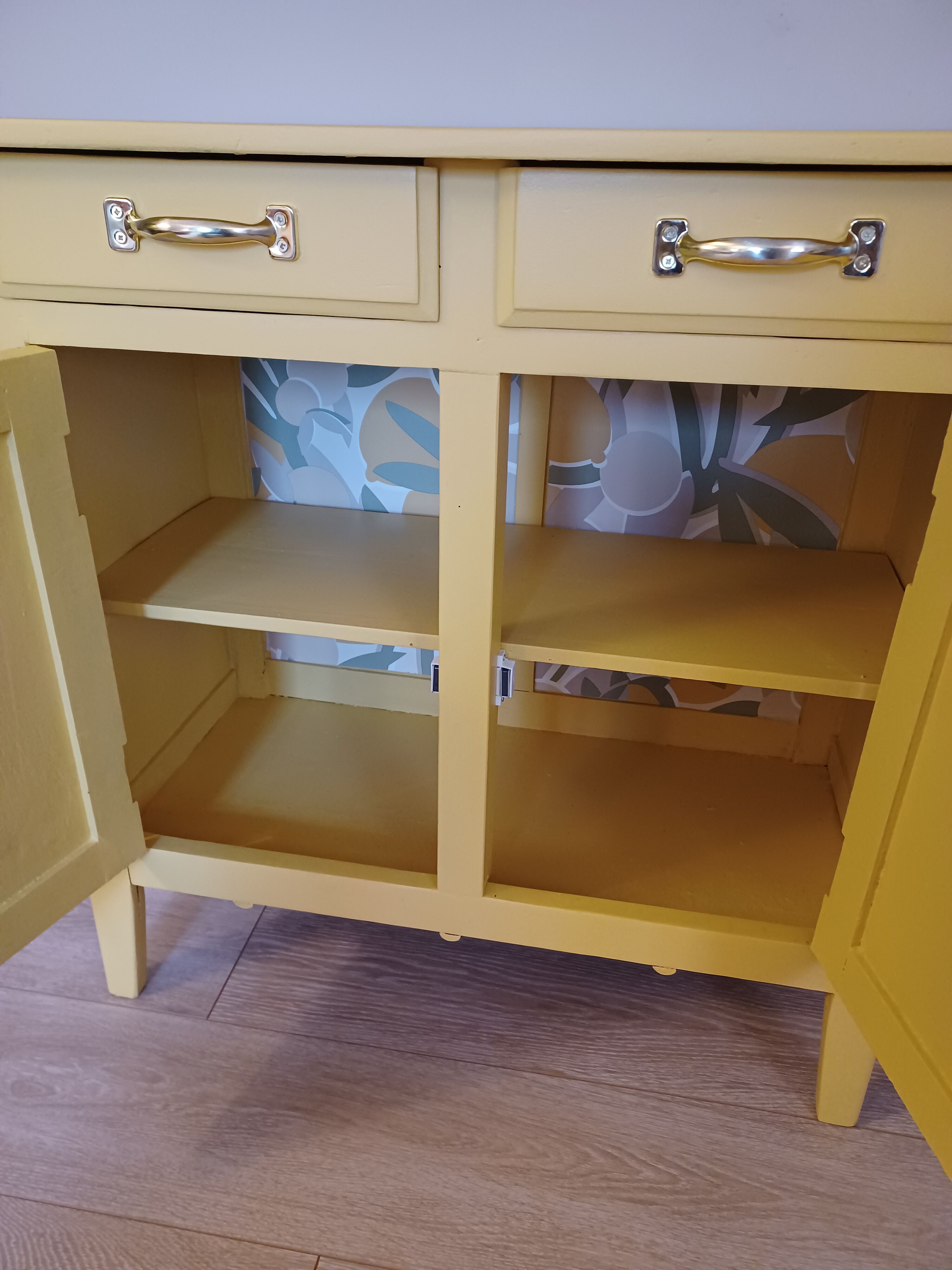 Buffet parisien vintage relooké