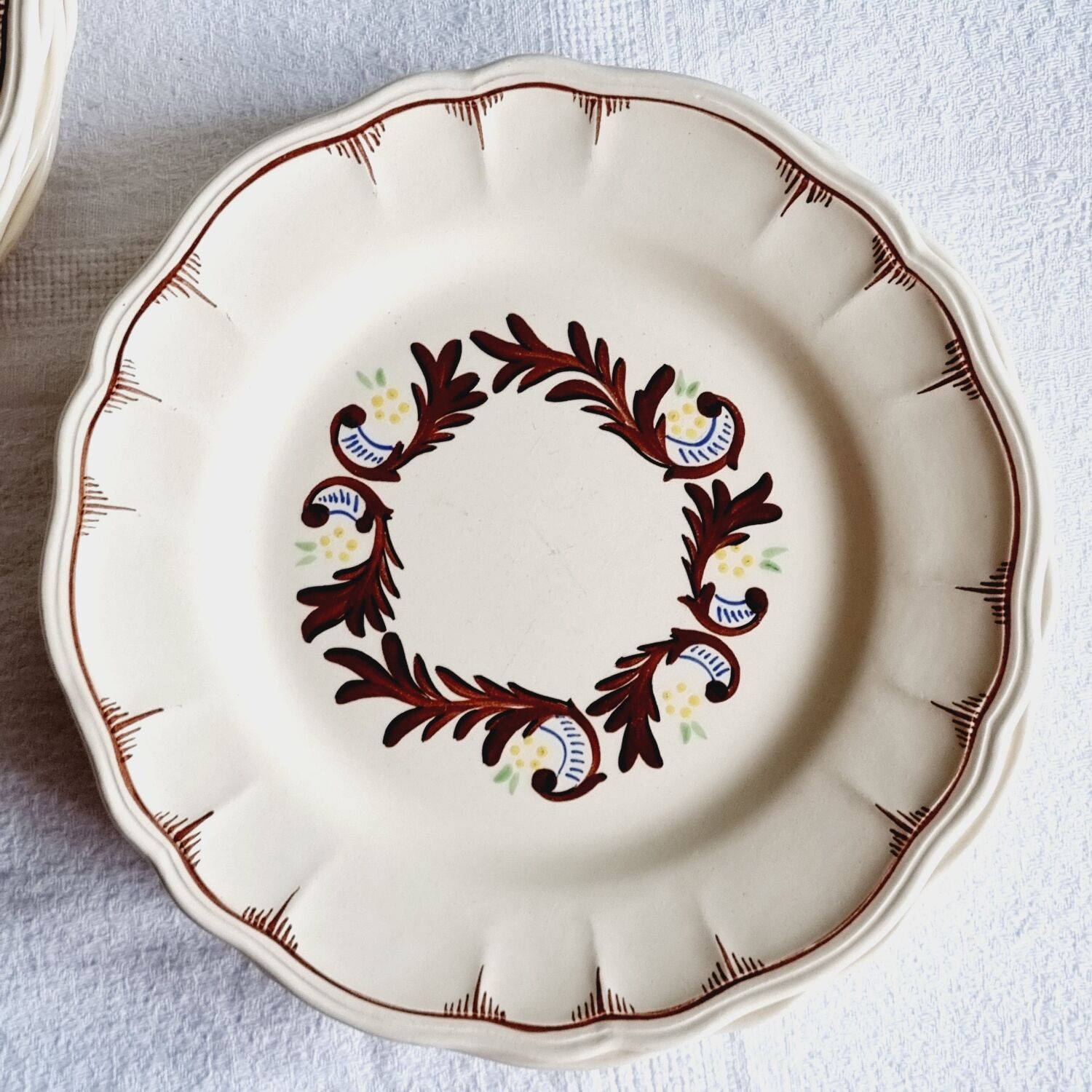 11 dessert plates Salins France