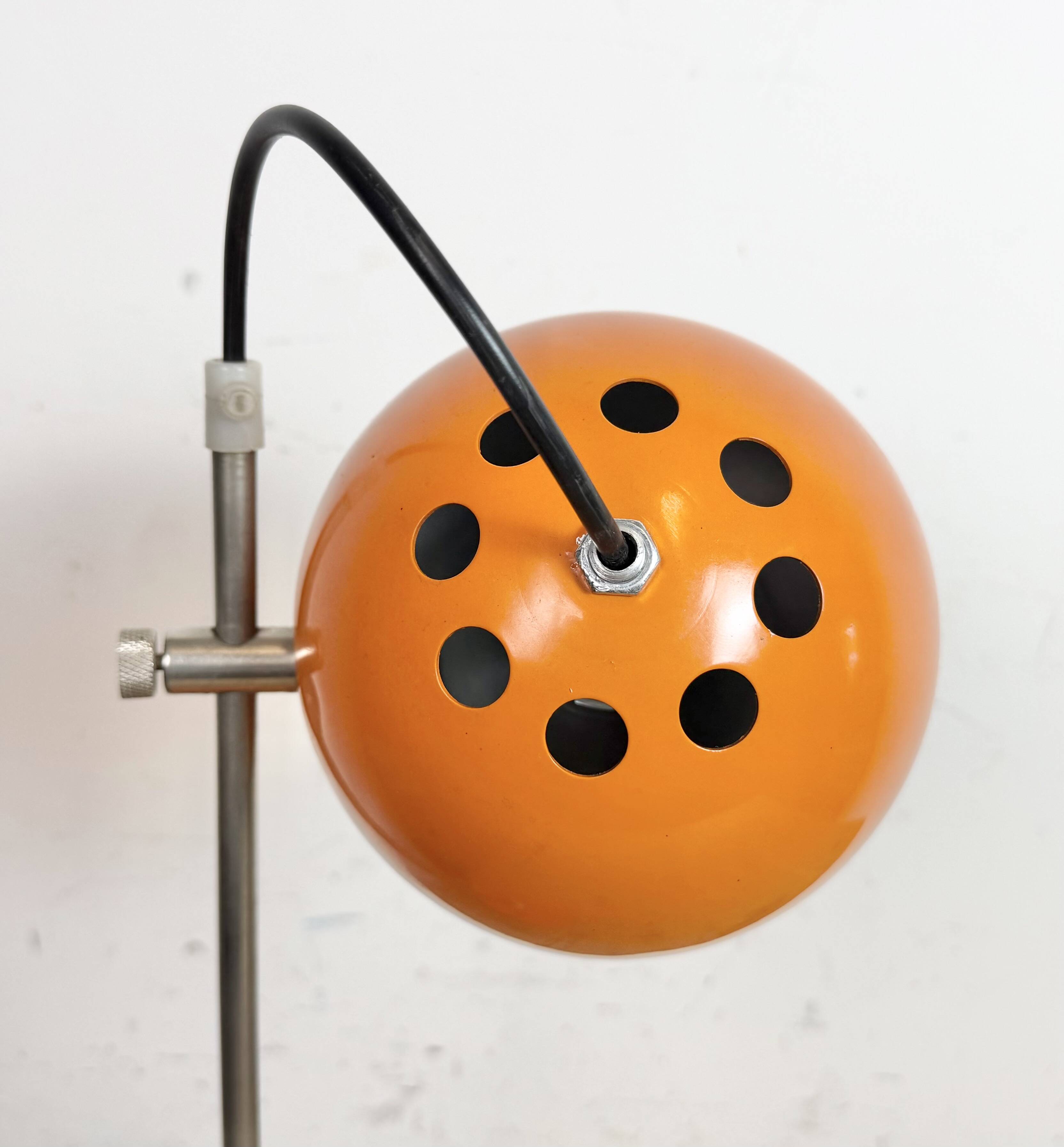 Lampe de table hongroise orange vintage d'Elektrofem, années 1970