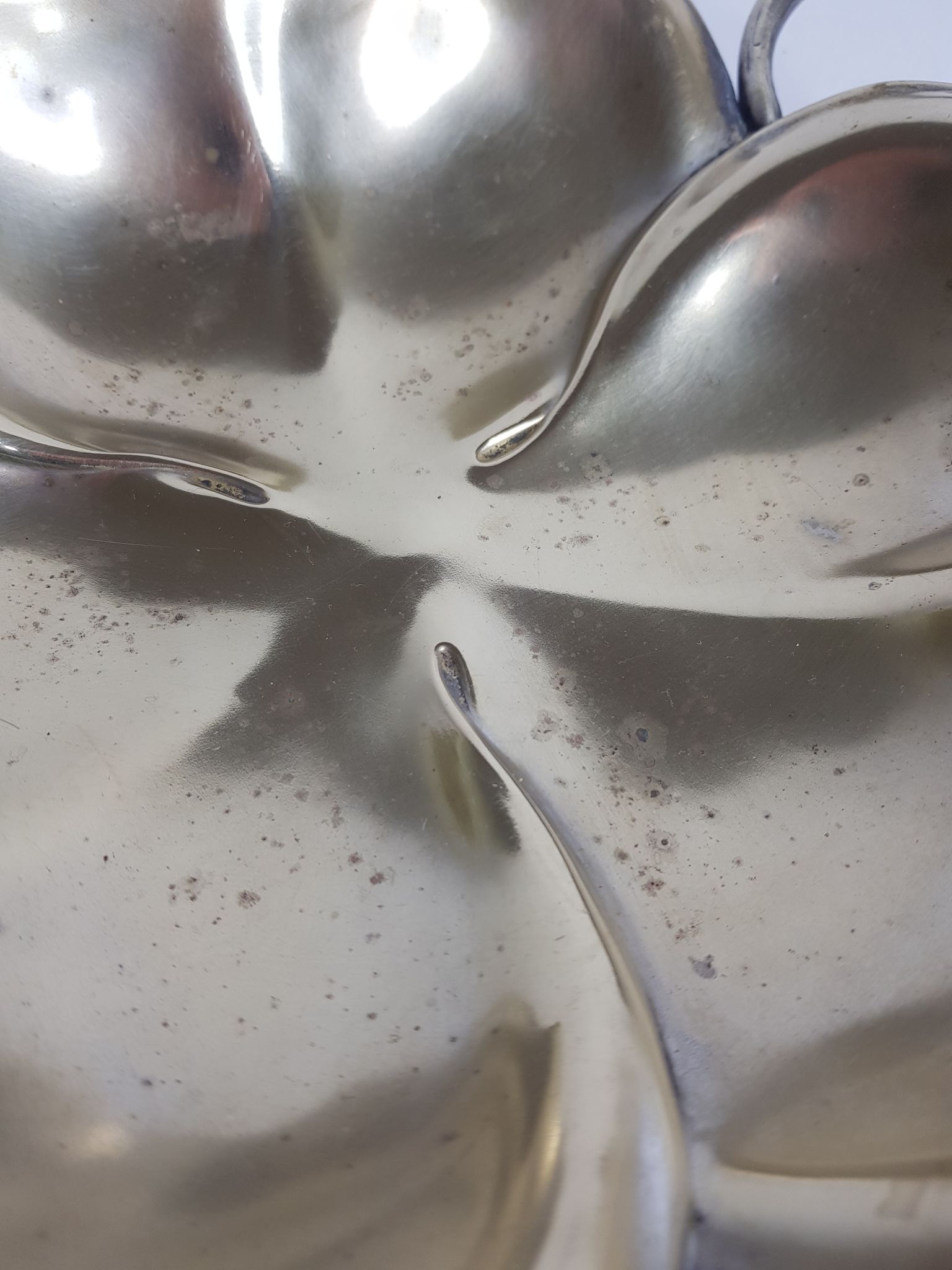 Coupe vide poche "trèfle" en métal doré