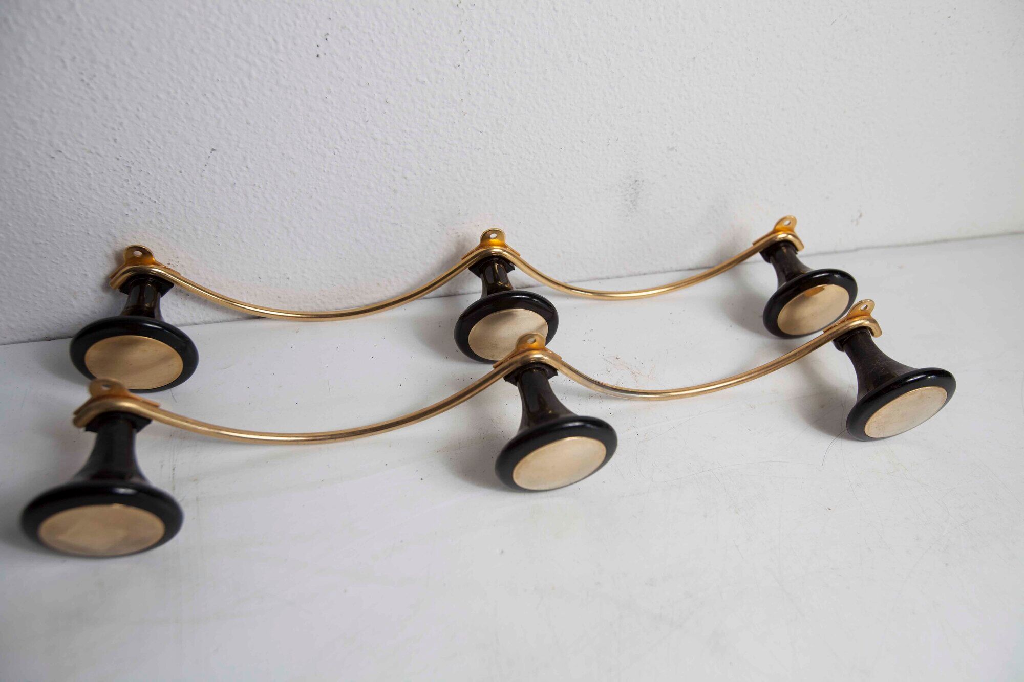 Pair of coat racks 3 hooks 1960 brass and plastic