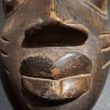 Ancien masque tribal Luba RDC