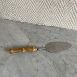 Bamboo Handle Pie Server