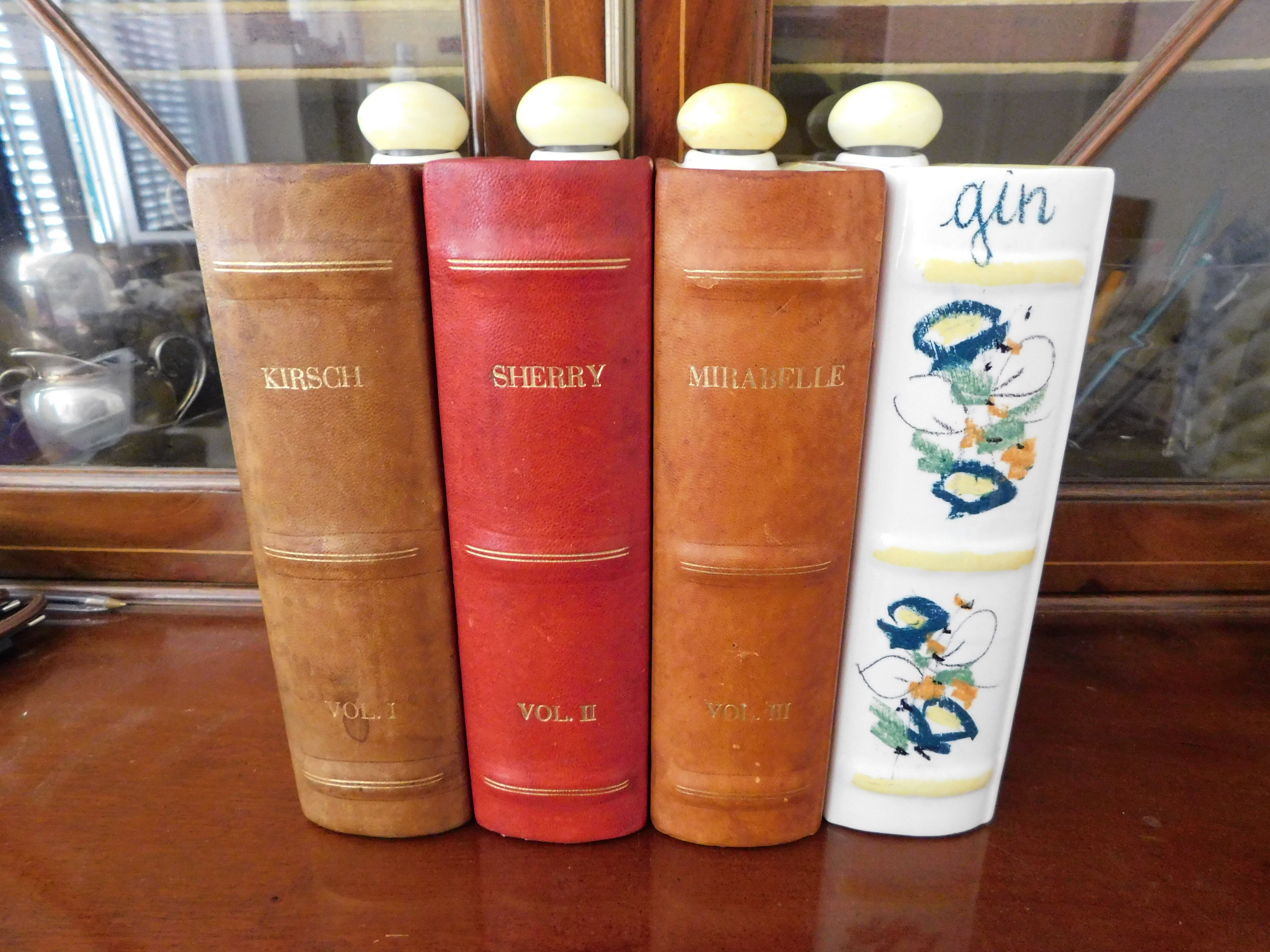 4 bottles of trompe-l'oeil liqueur