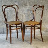 Kohn bistro chair No. 55 circa 1910, not Thonet.