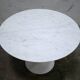 Round tulip table in marble by E. Saarinen for Knoll International