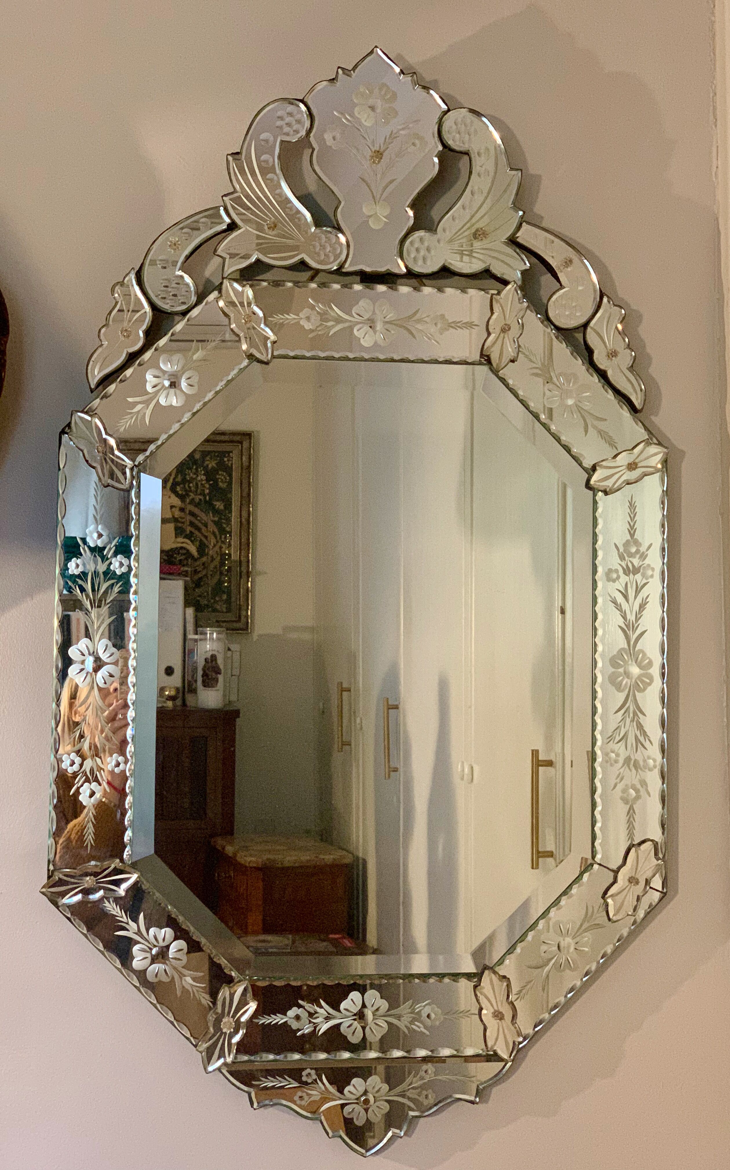 Bevelled venetian mirror with pediment, high 110 cm
