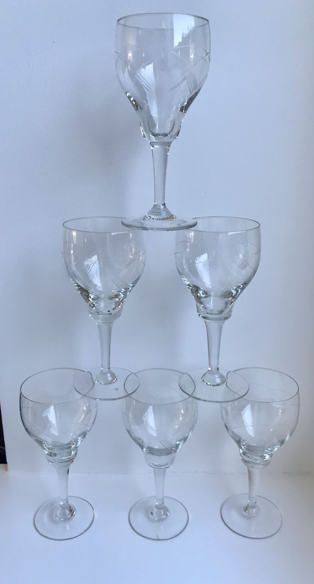Set of 6 crystal wine glasses engraved 50-60s