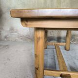 Table vintage en bois massif