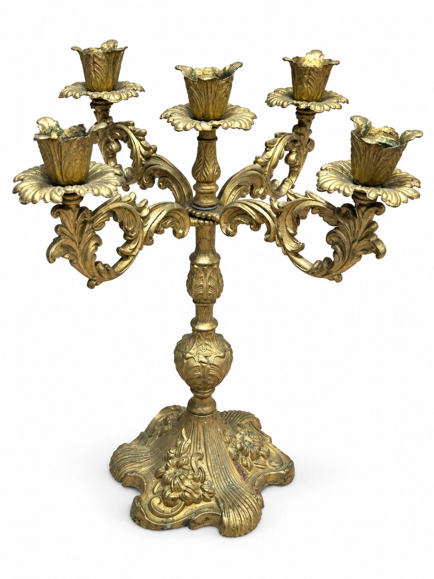 Italian candelabrum with five lights in gilded metal, rococo decoration and fe