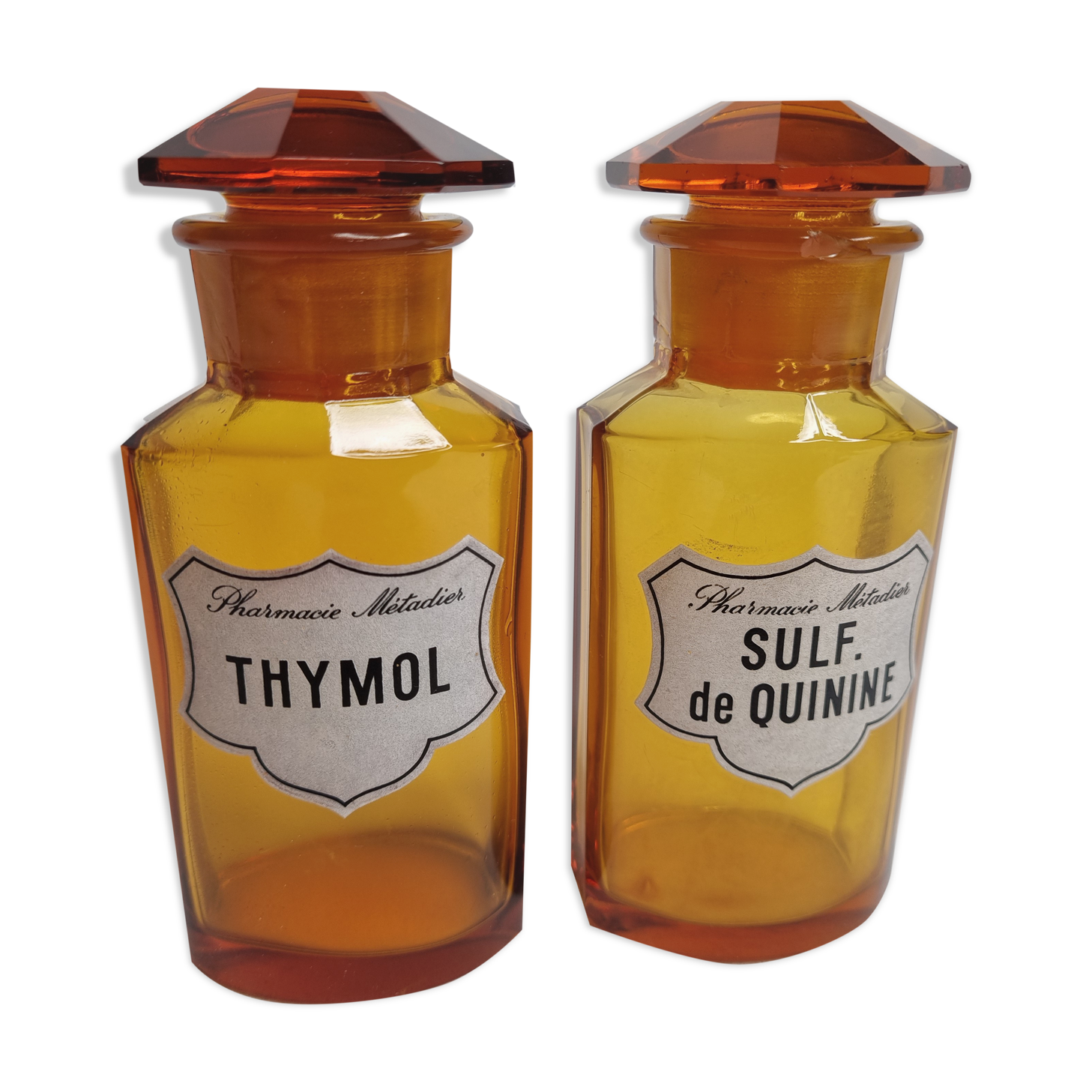 Two vials of apothecary "Pharmacie Metedier" 13 cm