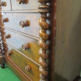 Scottish mahogany chest of drawers from 1880
