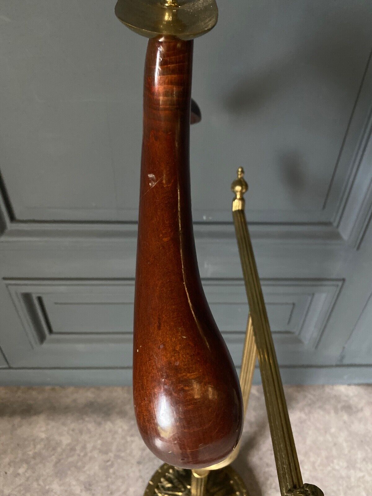 Valet de nuit travail français pieds griffes 1960 brass and wood