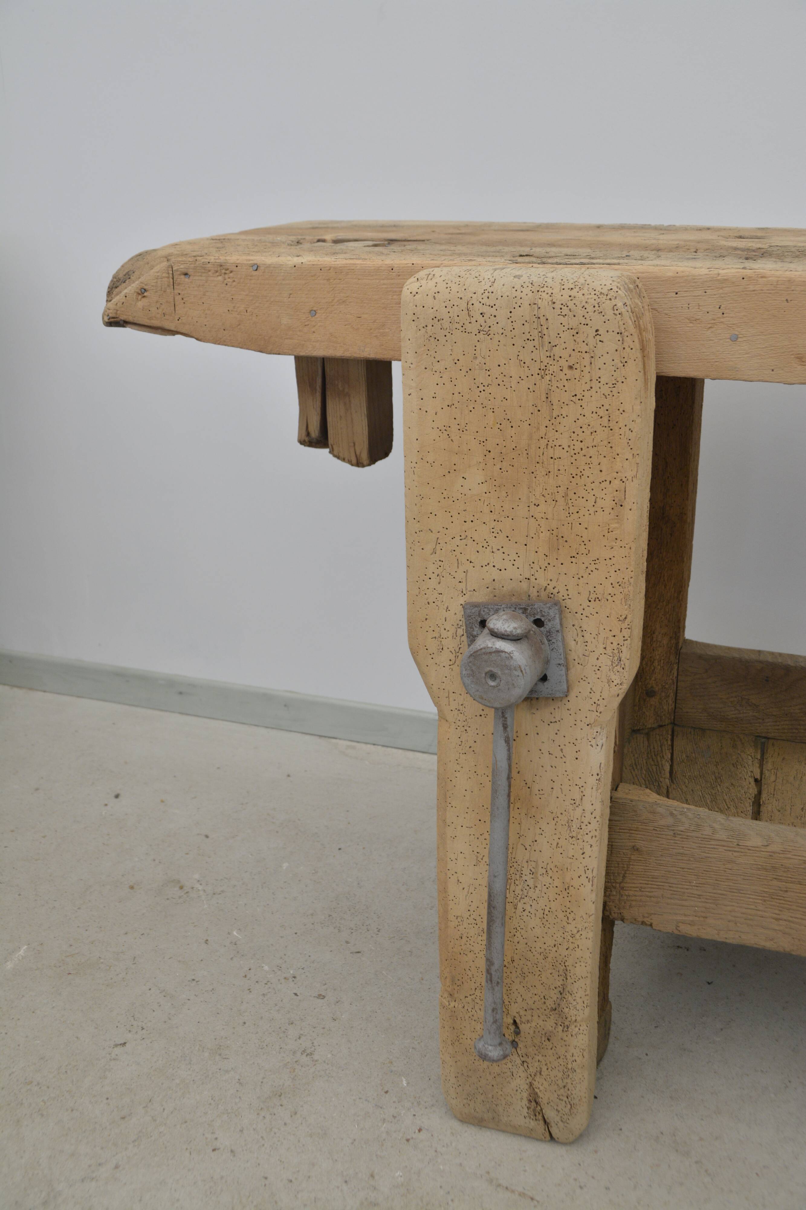 Walnut establishment of the 30s