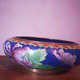 Chinese cup in partitioned email