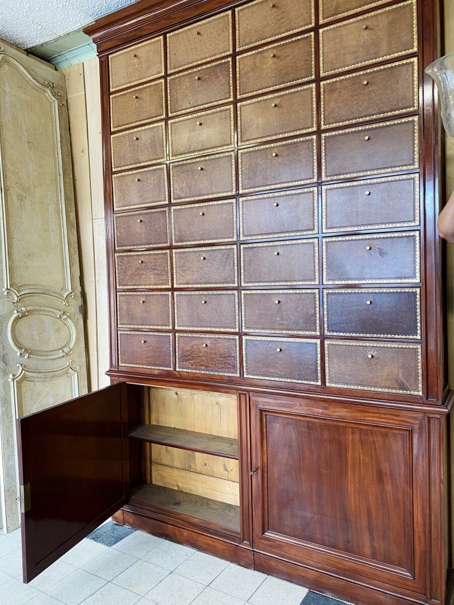 Notary's cardboard maker in mahogany Restoration period