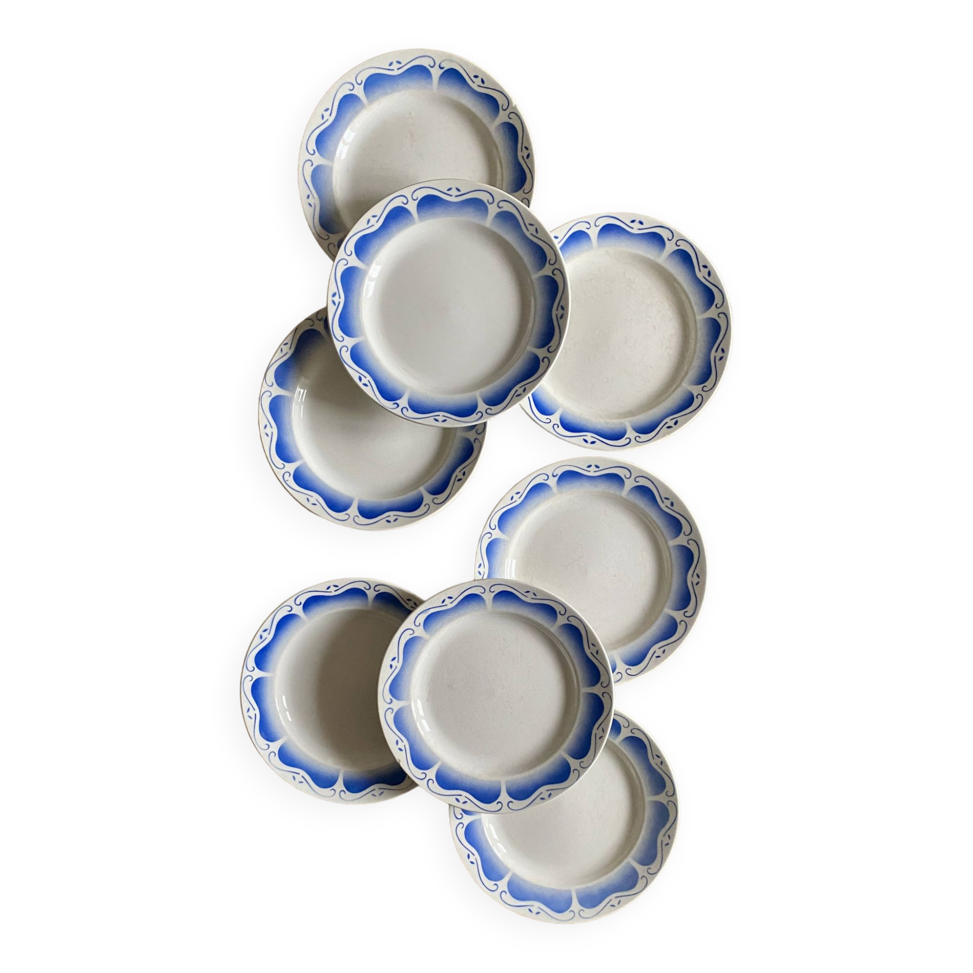 Set of 8 vintage dinner plates