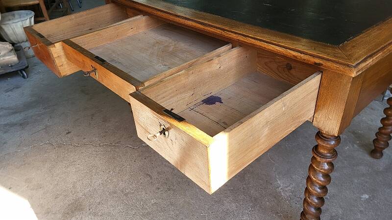 Desk with 3 drawers louis philippe from the 19th century