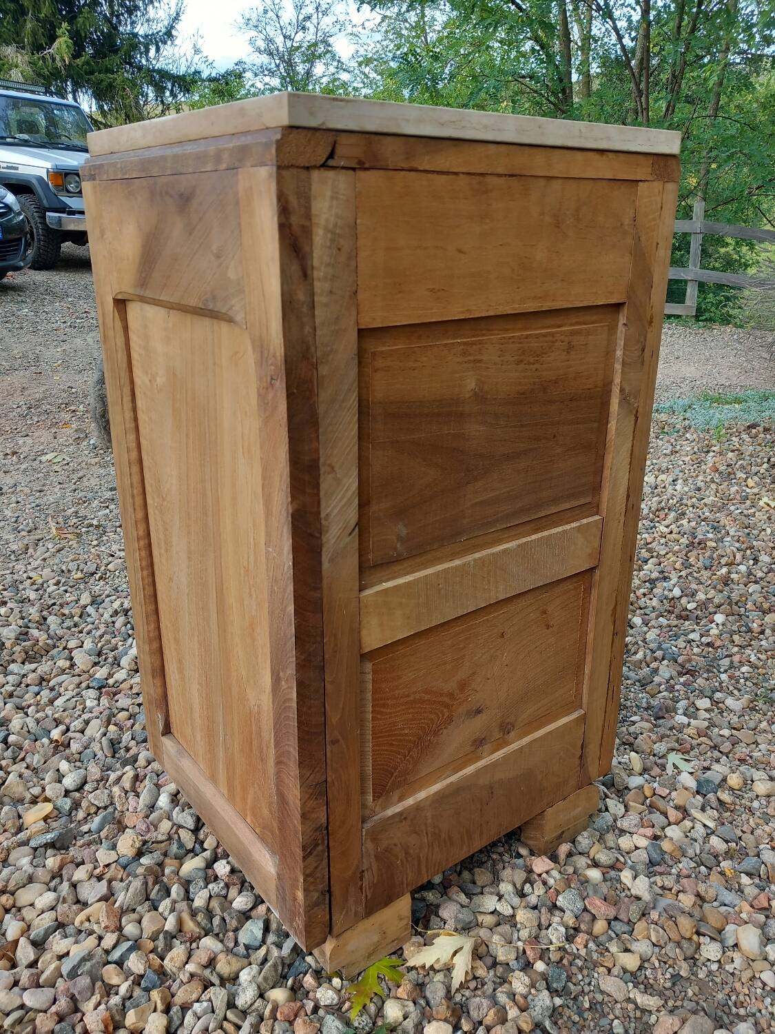 Petit meuble/chevet bois ancien et marbre rose